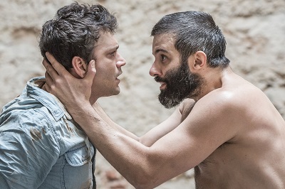 Read more about the article Armando Babaioff restreia a peça “Tom na Fazenda” amanhã (01/02) no Teatro Petra Gold