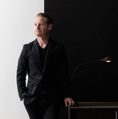 Read more about the article O designer Jader Almeida obtém o selo alemão iF Design Award 2020