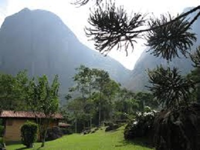 Read more about the article Alerta a serra fluminense pode ser o mais novo foco do Novo Corona Virus e policia fecha o Bar do Ari em Araras