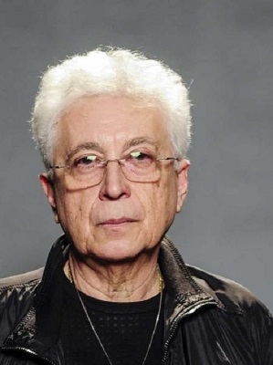 Read more about the article Aguinaldo Silva lança  o livro “Lábios que beijei” em versão digital