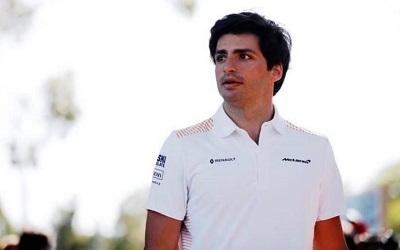 Read more about the article Carlos Sainz Jr é novo piloto da Ferrari para temporada 2021