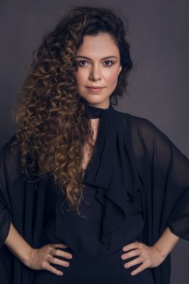 Read more about the article Carol Fazu canta e brilha em “Folhetim” de Chico Buarque para o projeto do site “Chico e minhas Amigas”