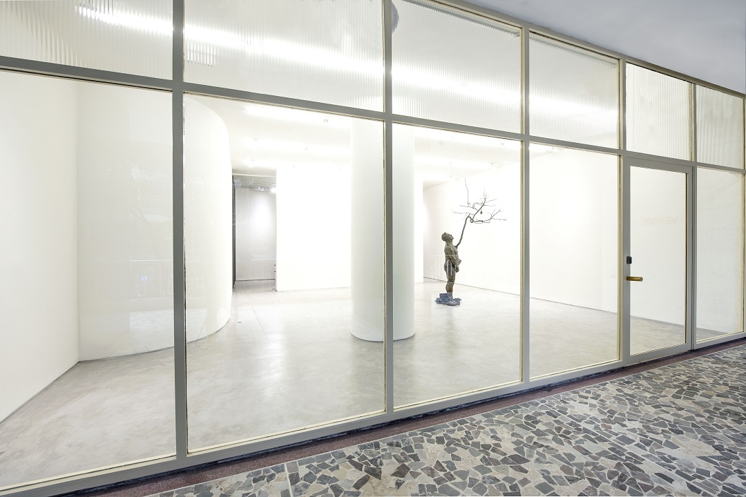 Read more about the article GALERIA VERVE INAUGURA SUA NOVA SEDE NO EDIFÍCIO LOUVRE COM A EXPOSIÇÃO “ABISMO CONTÍNUO”, INDIVIDUAL DO ARTISTA MARCO PAULO ROLLA