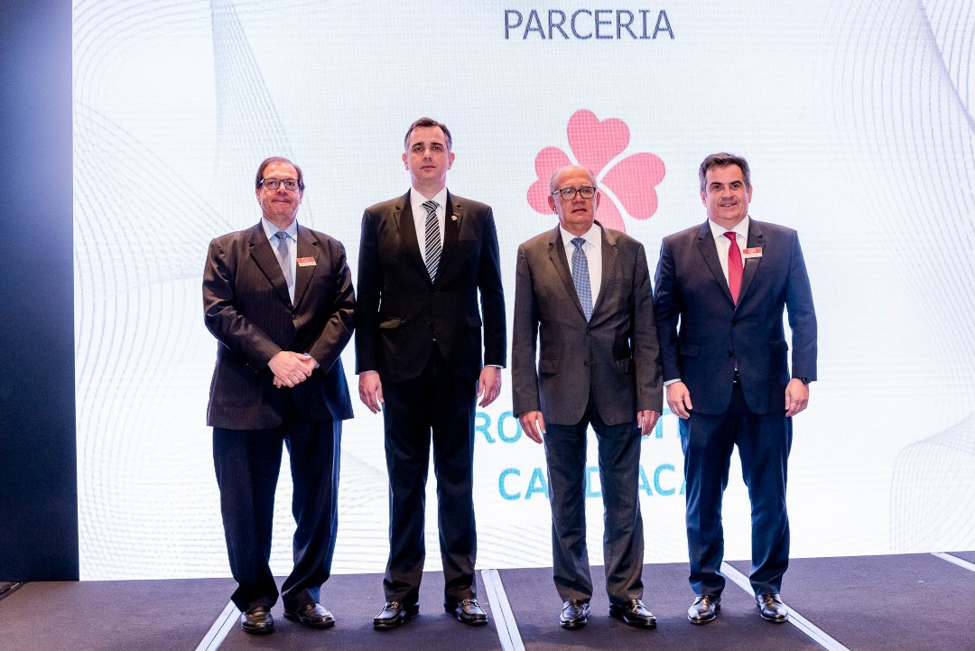 Read more about the article “Cenário Brasil – Uma visão contemporânea dos Três Poderes da República” reúne empresários e políticos em almoço concorrido no Fairmont Hotel