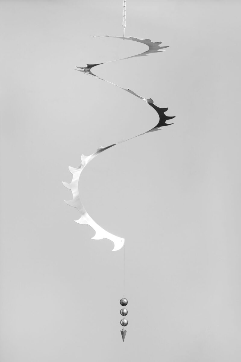 Read more about the article Primeira exposição individual de Lyz Parayzo na Casa Triângulo em São Paulo