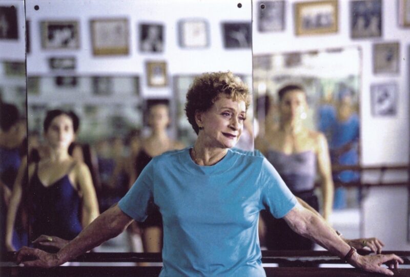 Read more about the article Theatro Municipal do Rio de Janeiro presta uma homenagem a Tatiana Leskova estrela da dança brasileira que completa 100 anos de vida