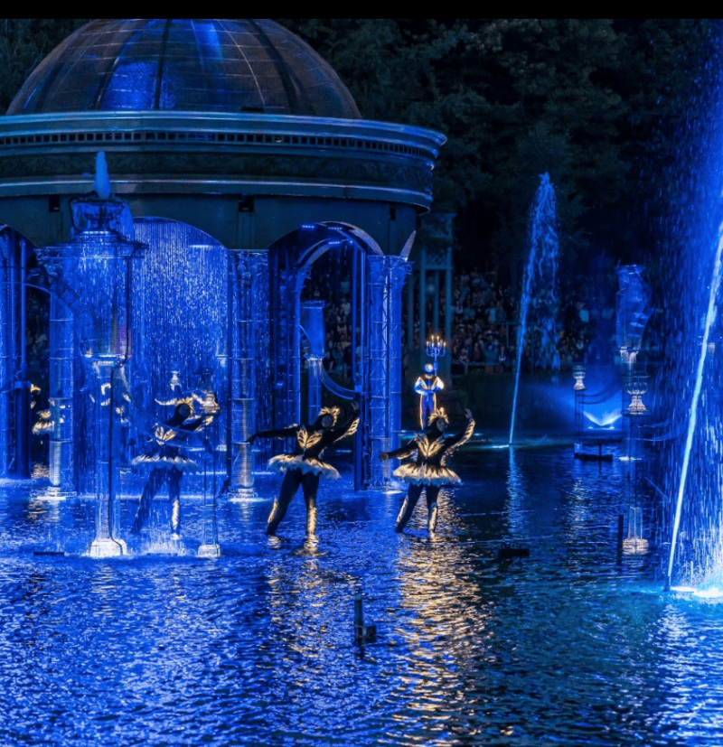 Read more about the article DiverCidades: Hoje temos o Parque Puy du Fou na França e em Londres o Fashion and Textile Museum