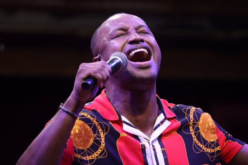 Read more about the article Tardezinha com o cantor Thiaguinho no Rio Beach Club