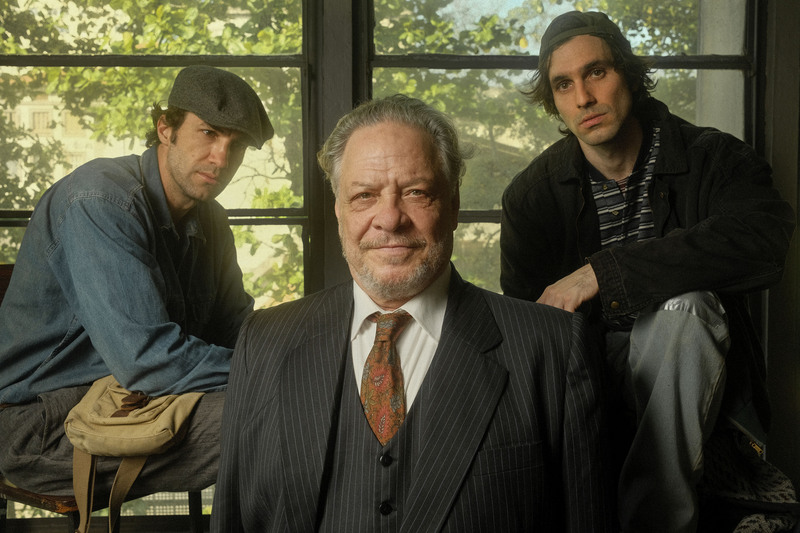 Read more about the article “Órfãos” estreia segunda temporada no Teatro Glaucio Gill com Lucas Drummond e Ernani Moraes