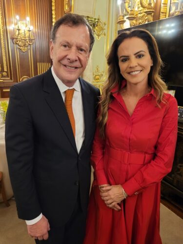 João Camargo e Michelle Novaes 