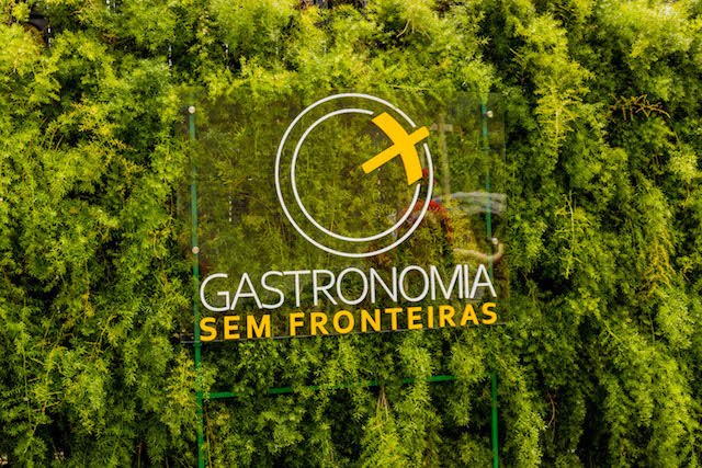 Read more about the article Gastronomia Sem Fronteiras retorna ao rooftop do shopping Fashion Mall em 2 finais de semana em Julho