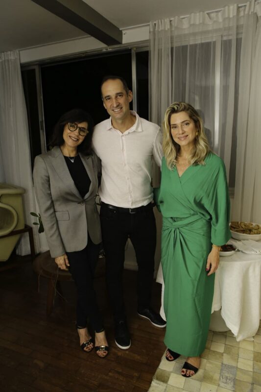 Read more about the article Jantar para diretor geral da Disney Renato D’Angelo reúne estrelas ontem (09/10) em Santa Teresa