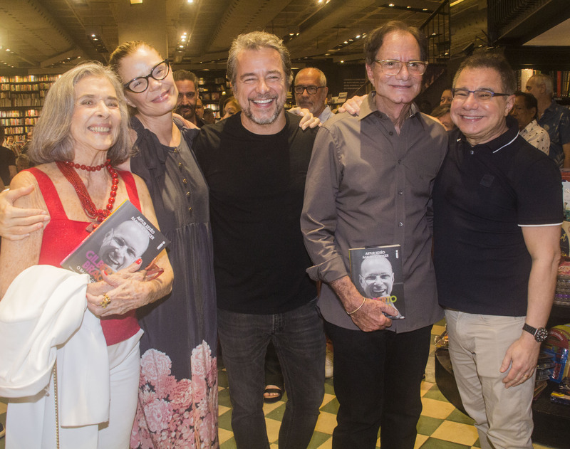 Betty Farias, Alexia Dechamps, Carlos Vieira, Edgar Moura Brasil e Ricardo Linhares