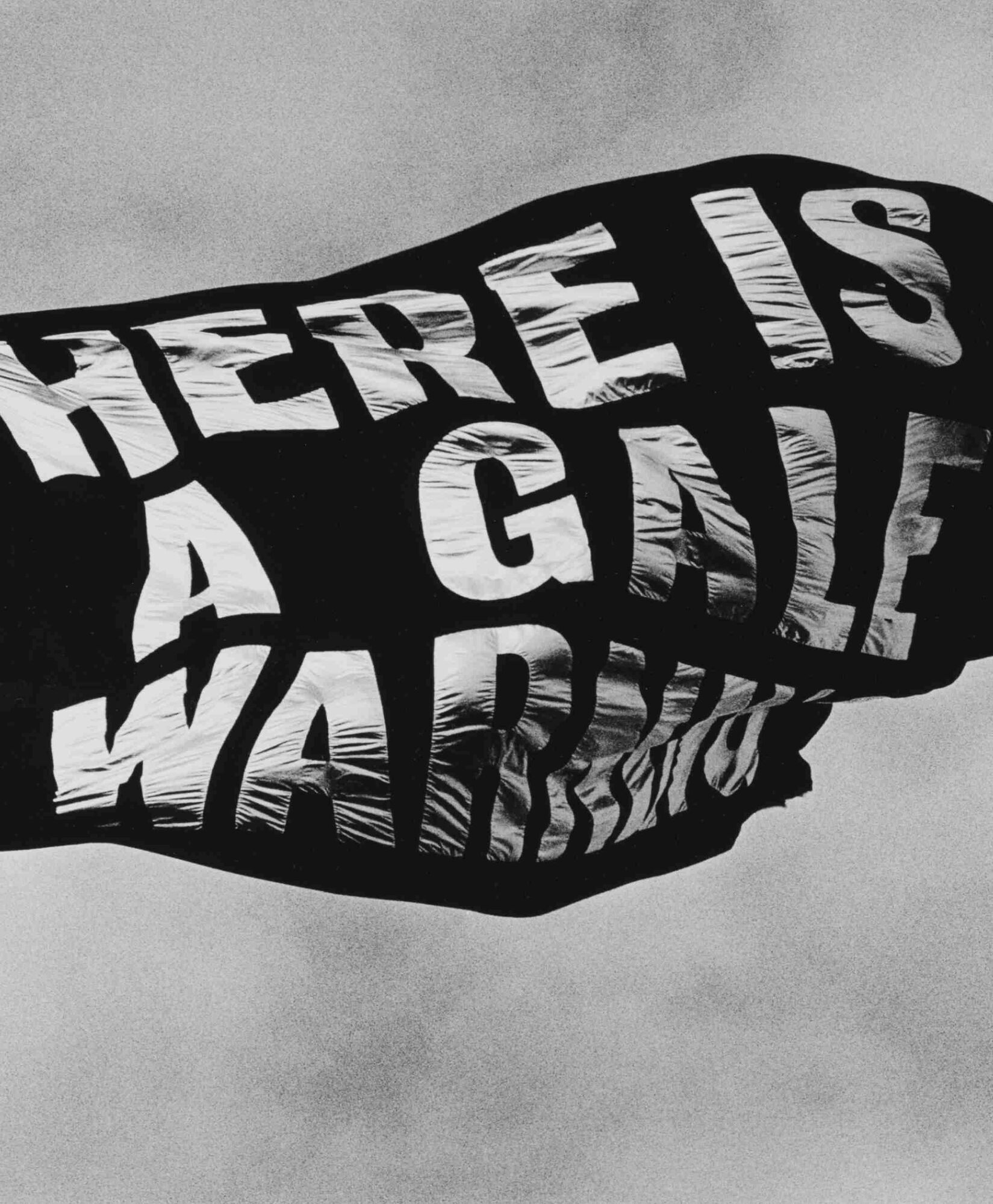 Read more about the article A inauguração da livraria e ponto turístico Saint Laurent Babylone em Paris em 2024