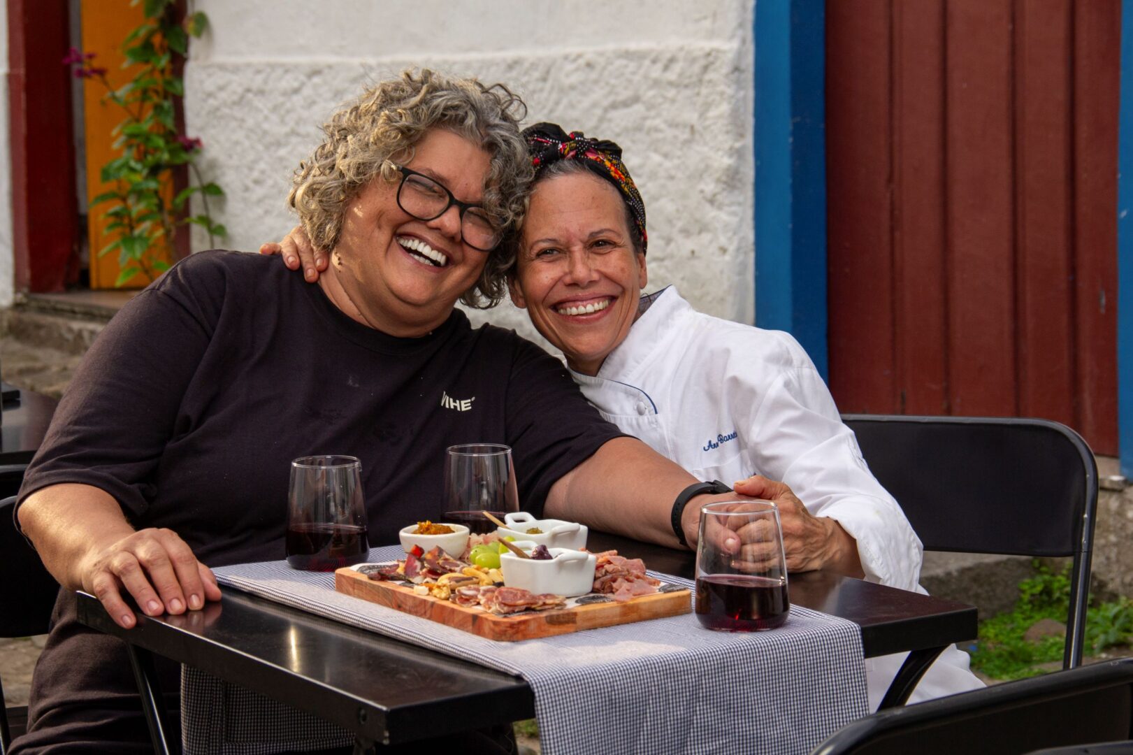 Anna Paula Barreto e Maria Claudia Franca