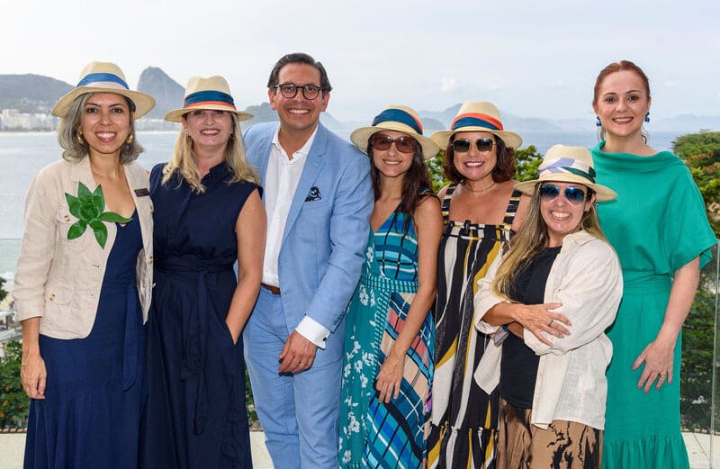Marcela Soares, Marcia Tarasiuk, Netto Moreira, Duda Vetere, Renata Araújo, Simone Barros e Gabriela Van Der Putt