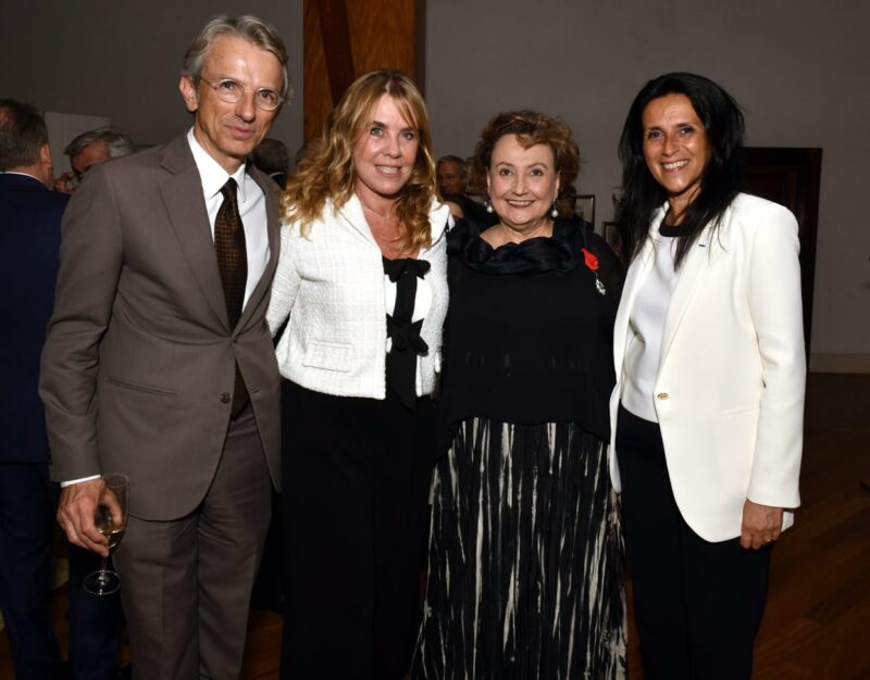 Read more about the article A médica Margareth Dalcolmo recebeu ontem (22/07) a Legion d`Honneur em recepção no Gávea Golf Clube