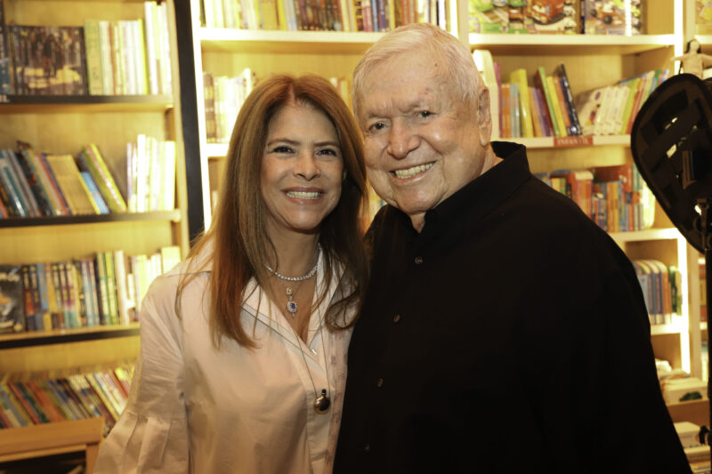 Read more about the article O lado B de Boni’ de José Bonifácio de Oliveira Sobrinho ontem 20/08 na Livraria da Travessa no Iguatemi