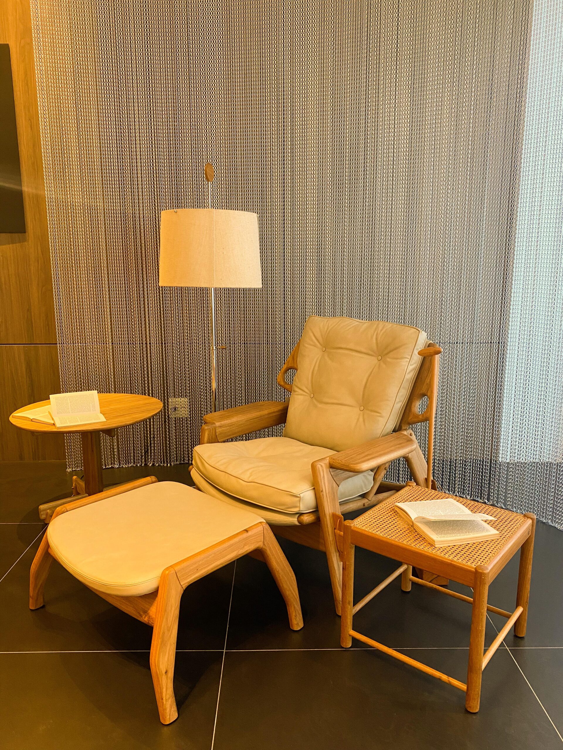 Read more about the article Way Design celebra a Poltrona Benjamim do designer Sergio Rodrigues na Design Week Rio de 3 a 8 de setembro (no CasaShopping)