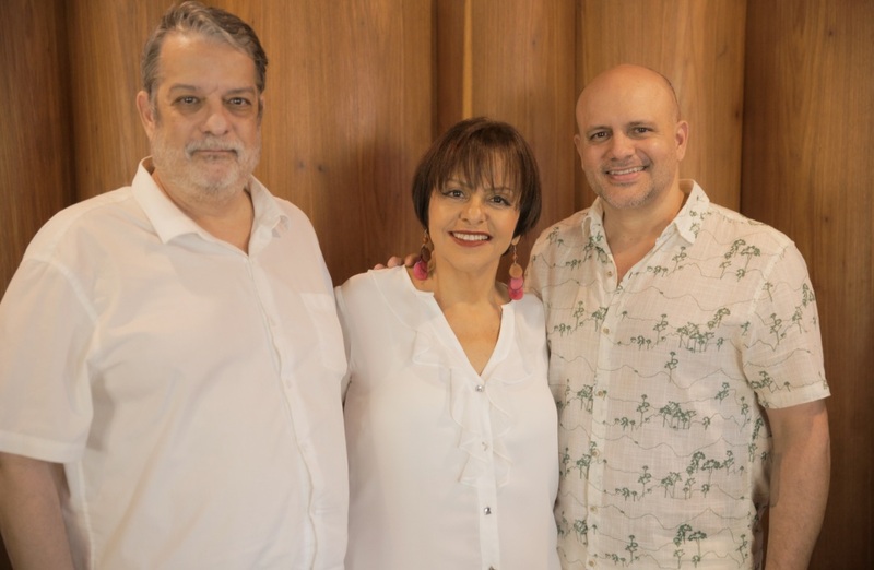 Salek Samba Trio - Luiz Filipe de Lima, Eliane e Fabiano Salek 