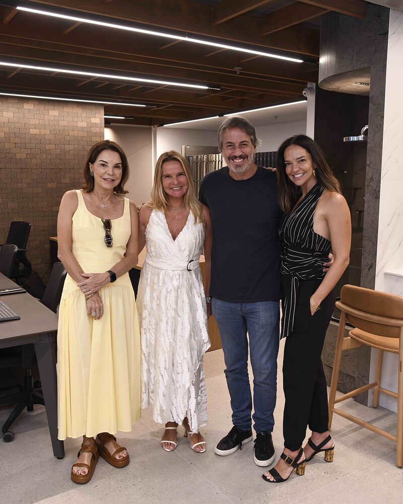 Patricia Mayer, Sandra Molina, Sergio Conde Caldas e Ana Carolina Pessoal