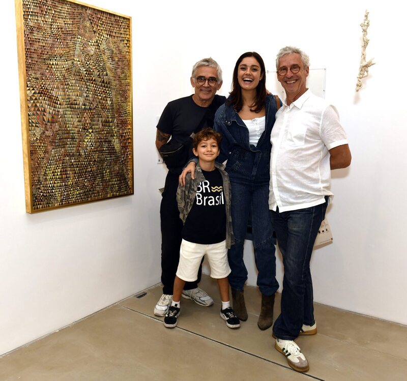 Chico Accioly , Sophie Charlotte , seu filho Otto Oliveira e André Lasmar - Em busca do tempo roubado