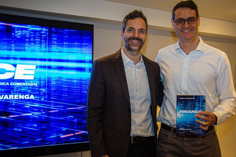 Daniel Alvarenga e Daniel Bijos