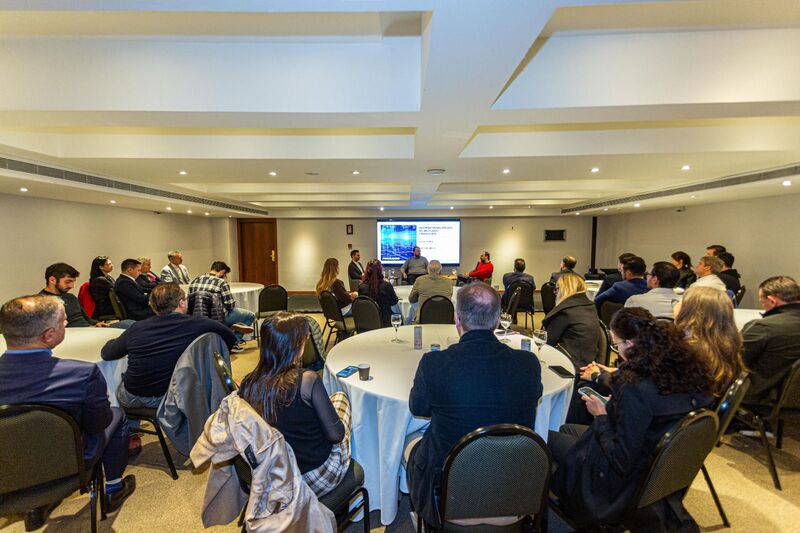 Read more about the article Daniel H. C. Alvarenga lança livro e promove debate sobre Open Finance