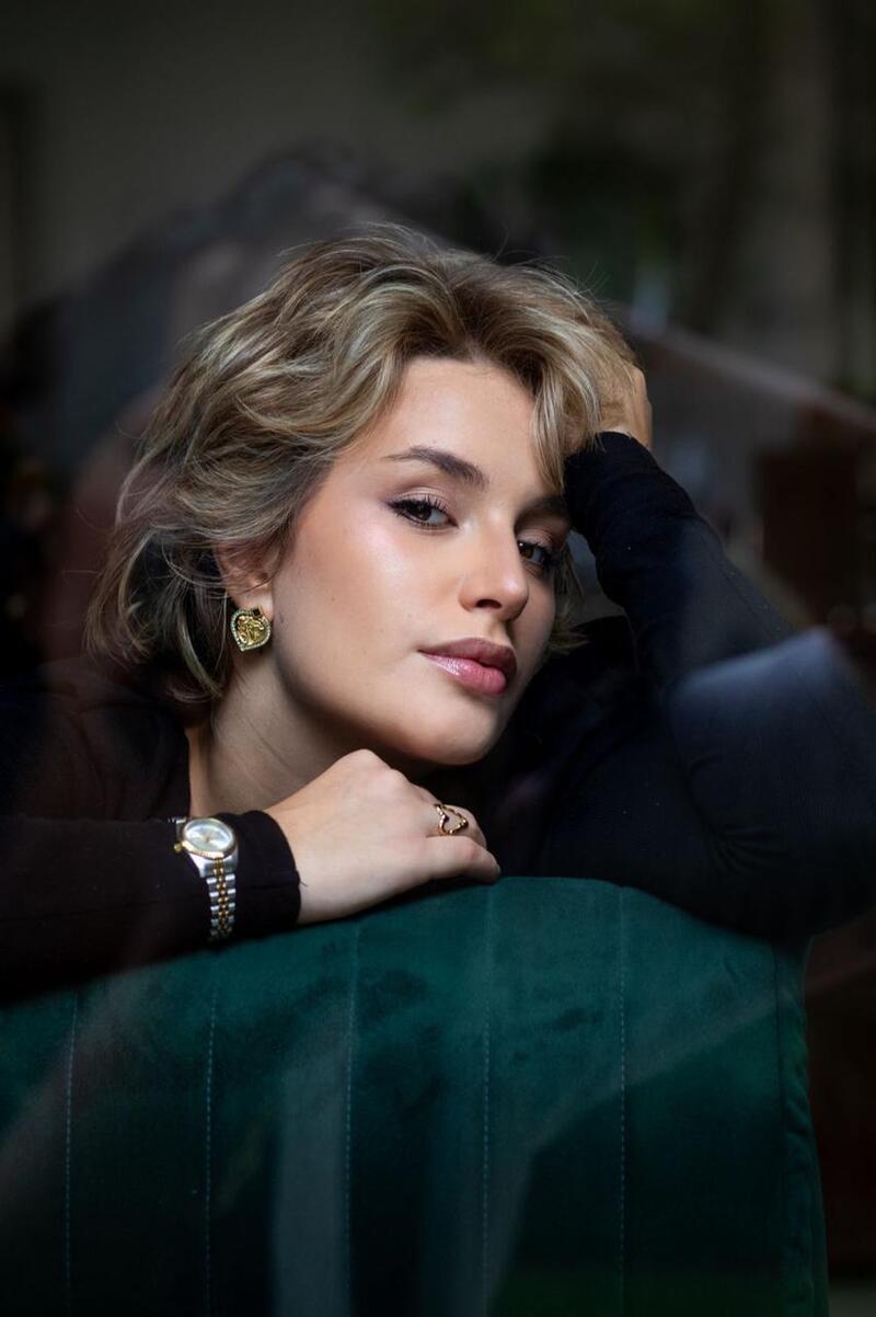 Sophie Boni lança livro “O Tal de Love Bombing” 