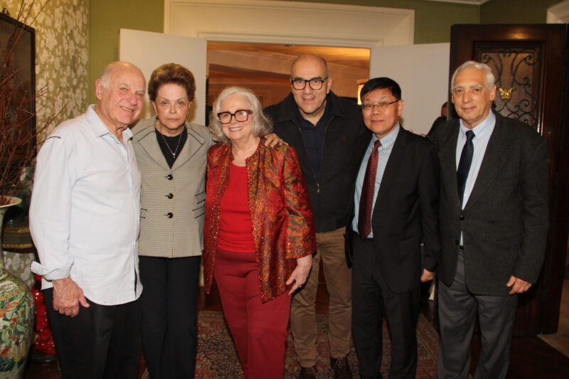 Read more about the article Hildegard Angel e Francis Bogossian abrem os salões e recebem a ex-Presidente do Brasil Dilma Rousseff