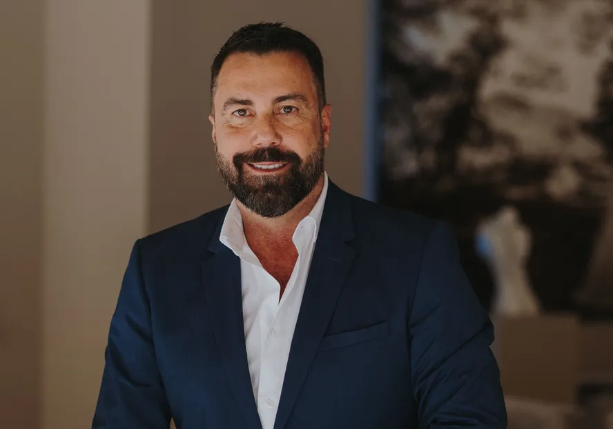 Read more about the article Carlos Ferreirinha expert em mercado de luxo faz palestra dia 04/08 na ACRJ