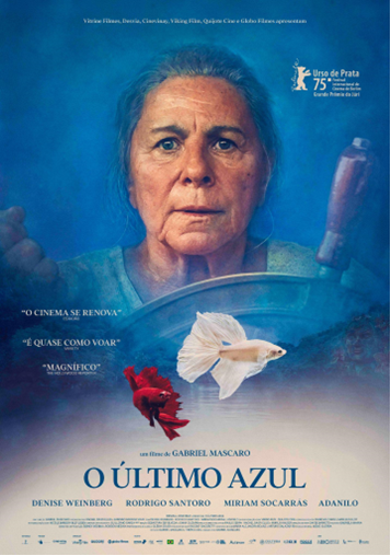 Read more about the article Vencedor do Urso de Prata no Festival de Berlim “O Último Azul” ganha cartaz oficial e estreia daqui a um mês nos cinemas do Brasil