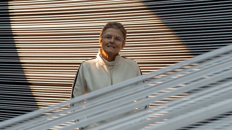 Bia Lessa - Light - Anos Luz