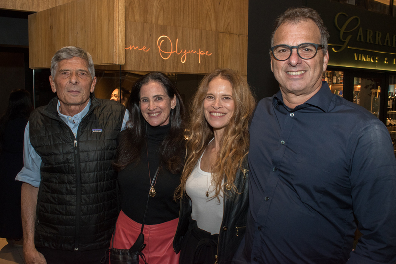 Read more about the article Lançamento do livro “Bob Cardim álbum”