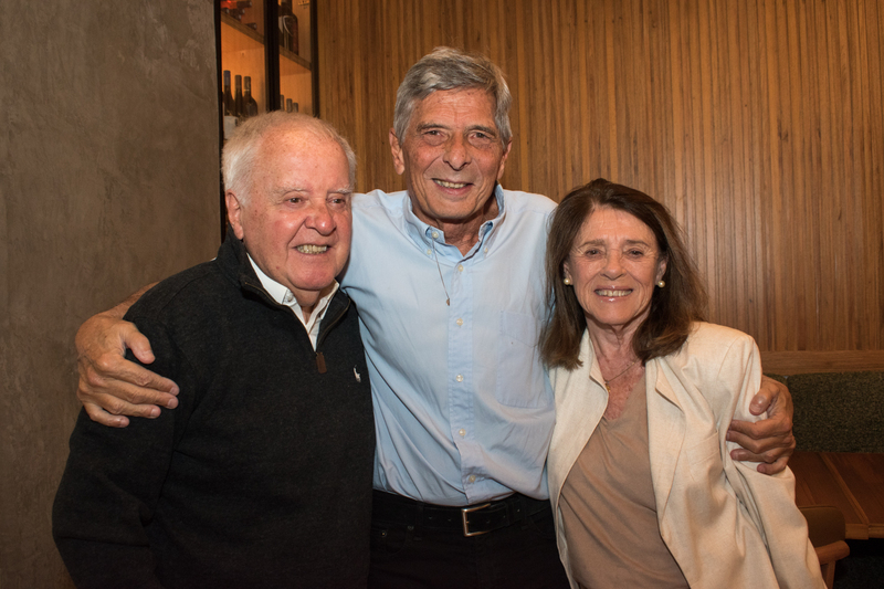 Bob Cardim entre Ivan e Lula Cascão