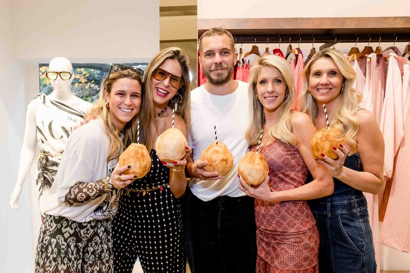 Chloe Vinson, Ciccy Halpern, Gabriel Raggio, Isabela Severiano Ribeiro e Maricy Severiano Ribeiro