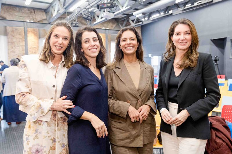Esther Schatan, Talita Ribeiro, Carol e Isa Lessa - Salão Rio de Interiores