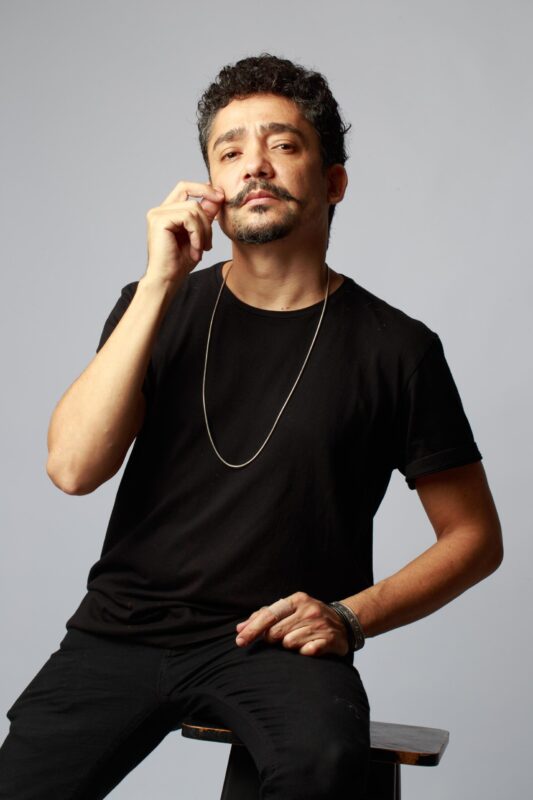 Read more about the article Kleber Rodrigues inaugura o salão Alkimista Beauté dia 18/09 na antiga Mansão Poncio – Barra da Tijuca