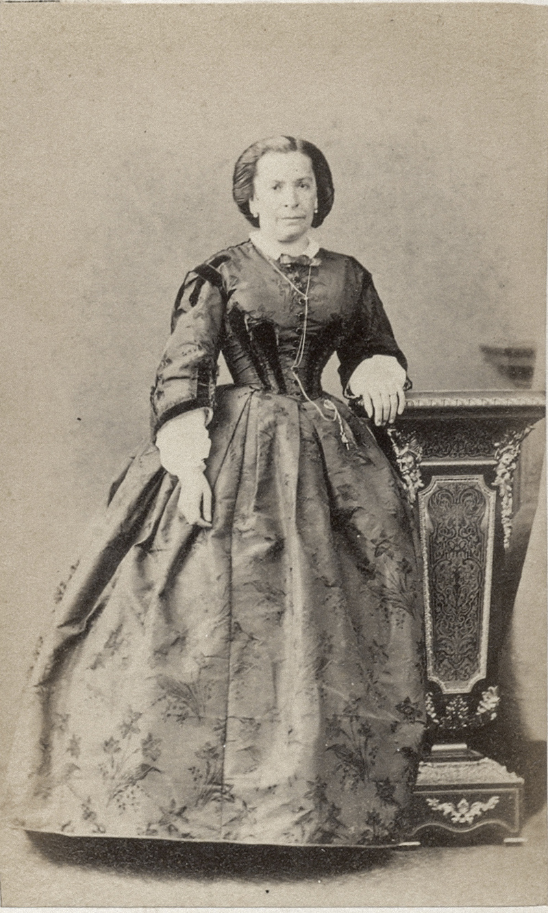 Ana Guilhermina Pompeu do Amaral (1824-1897), viscondessa de Indaiatuba - O Espelho de Papel