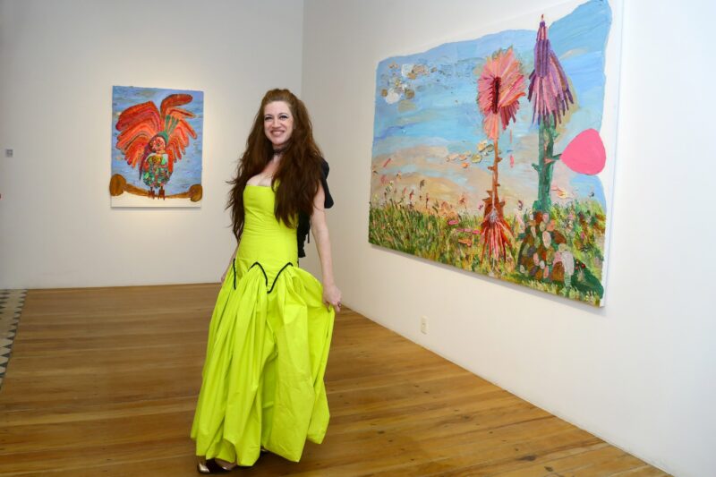 Read more about the article A abertura ontem 03/09 da individual de Viviane Teixeira “Entre Penas e Plumas, o olho de Deus” na Gávea