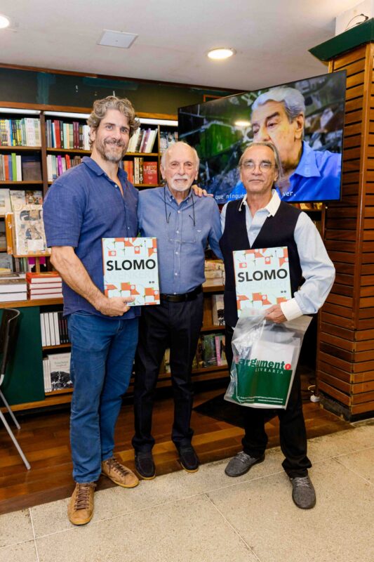 Read more about the article Editora TIX e IYÁ Produções lançam livro sobre o arquiteto Slomo Wenkert e a Barra ontem 04/09