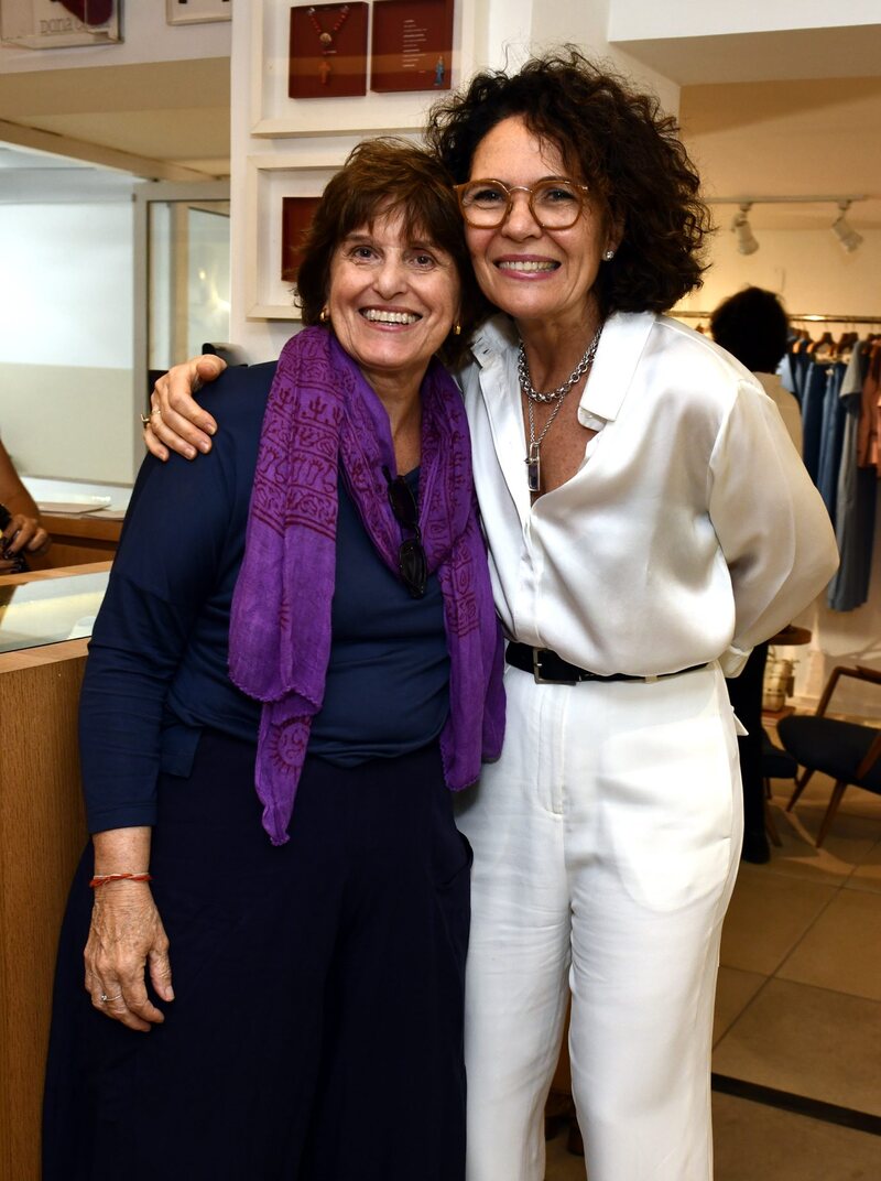  Teresa Acioli e Roberta Damasceno 