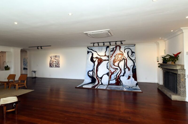 Read more about the article A artista Ana Coutinho e a FEMA Galeria armam um brunch com visita ao atelier da artista