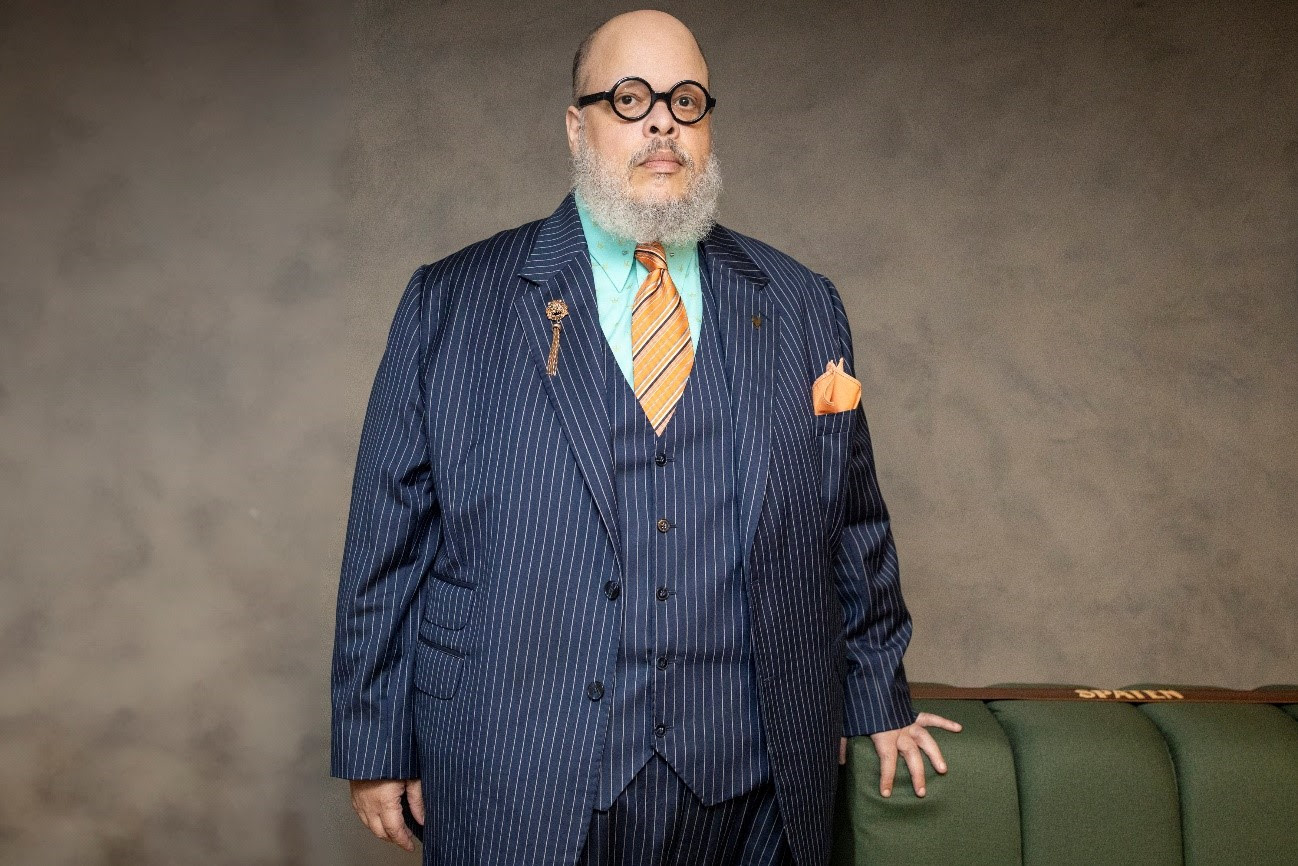 Read more about the article Ed Motta estreia no Theatro Municipal do Rio de Janeiro em noite especial com a Orquestra MPB Jazz no dia 19 de outubro