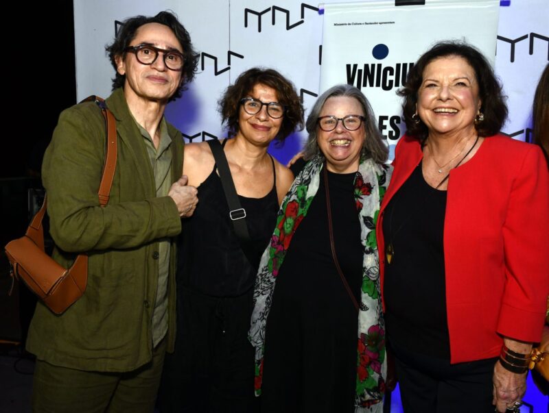 Read more about the article “VINICIUS DE MORAES – POR TODA MINHA VIDA ” – Curadoria de EUCANAÃ FERRAZ e HELENA SEVERO no MAR