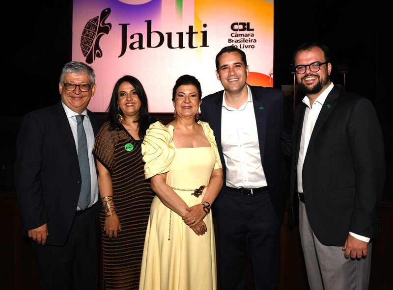 Luciano Monteiro , Fernanda Garcia , Sevani Mattos , Eduardo Cavaliere e Lucas Padilha