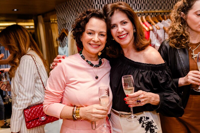 Read more about the article Andrea Marques Nana Paranaguá Gabriela Moraes e Yasmine Paranaguá lançam Collab