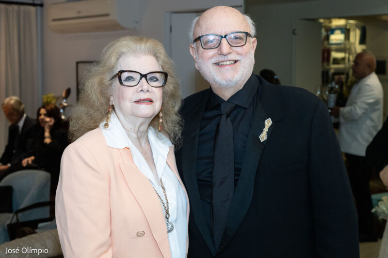 Read more about the article Casamento no alto de Copacabana uniu Cecília Flores e Alberto Sabino neste sábado 08/11