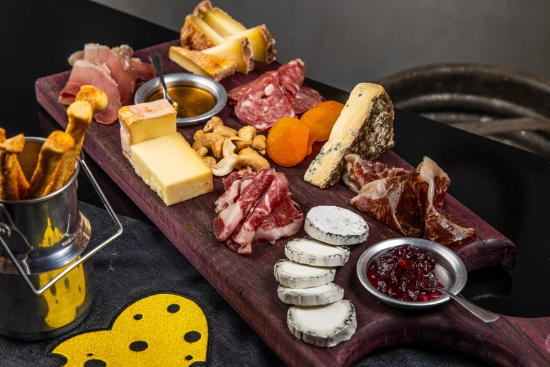 Read more about the article Queijo com Prosa abre sua primeira loja na Glória