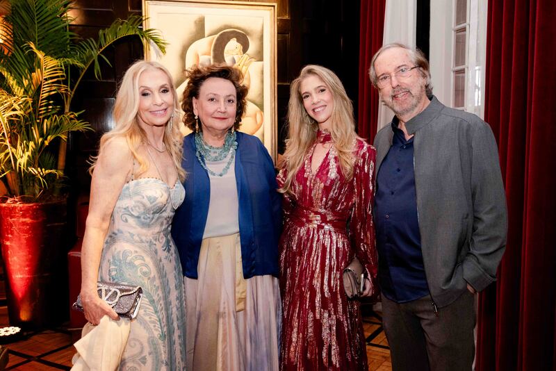 Regina Abramoff, Margareth Dalcomo, Nicole Abramofff e Sergio Abramoff